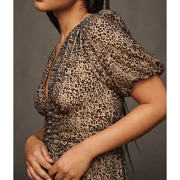 The Katerina Button-Front Dress: Velvet Edition 16W Plus Size - Picture 3 of 3